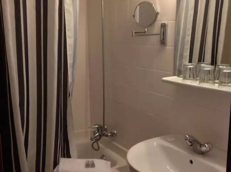 酒店 Hostal Jakiton