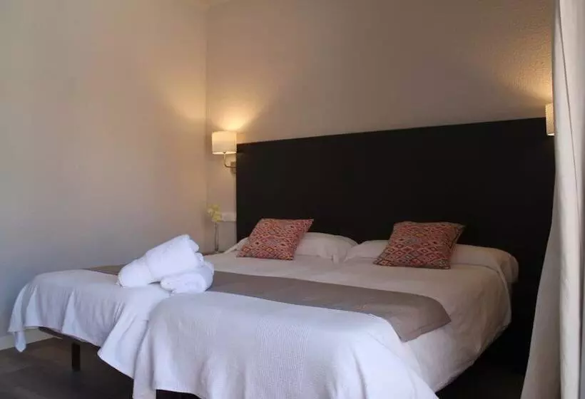 酒店 Hostal Jakiton