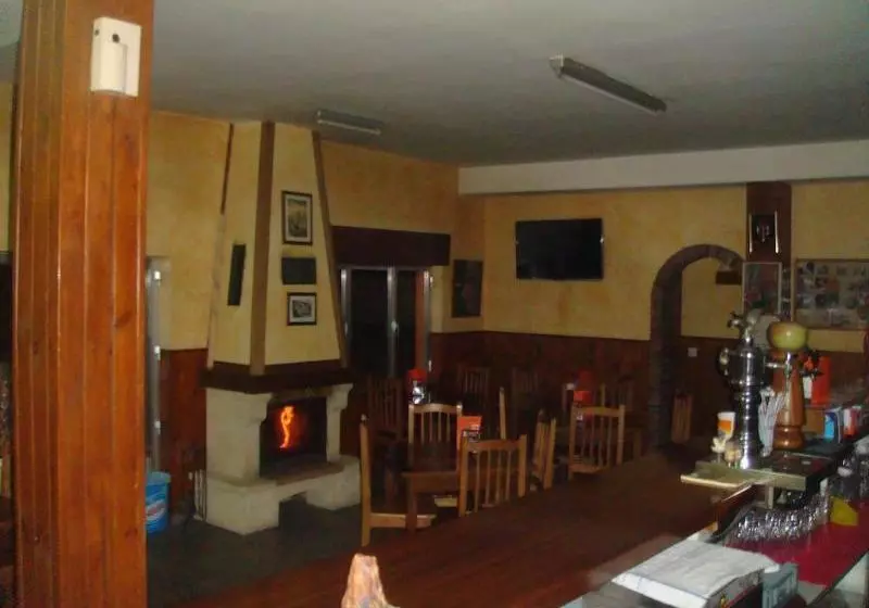 酒店 Hostal Poncebos