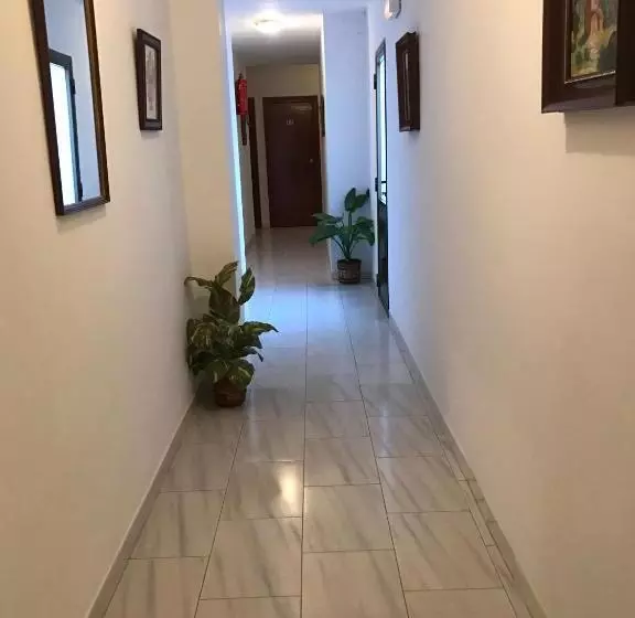 Отель Hostal Restaurante Rufino