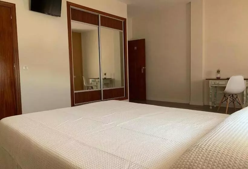 Отель Hostal Restaurante Rufino