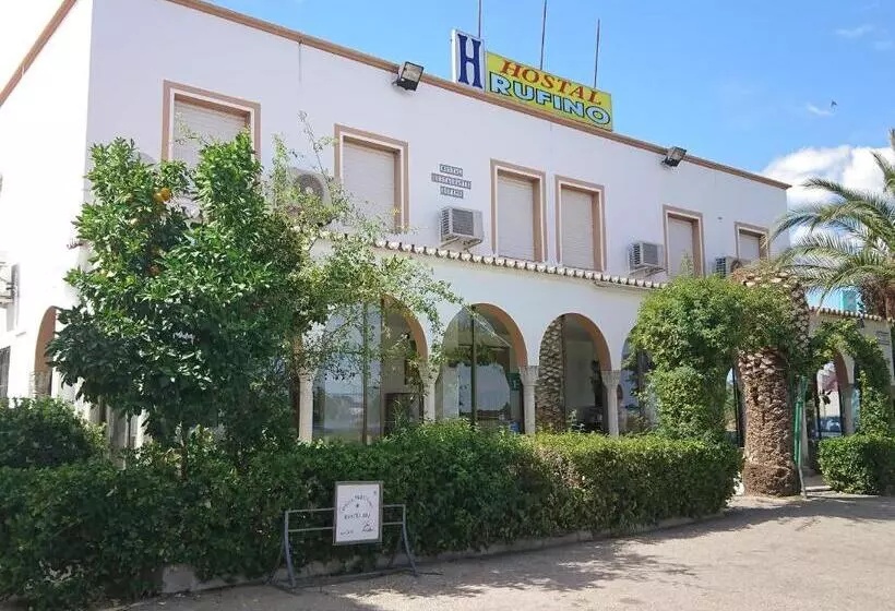Отель Hostal Restaurante Rufino