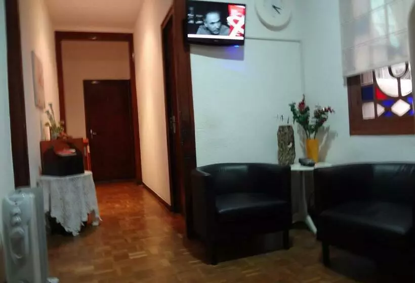 Отель Hostal Lima