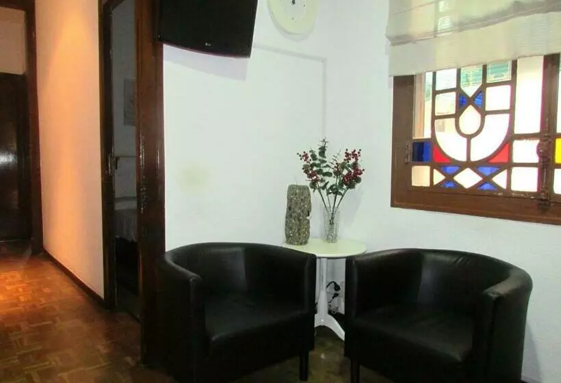Отель Hostal Lima