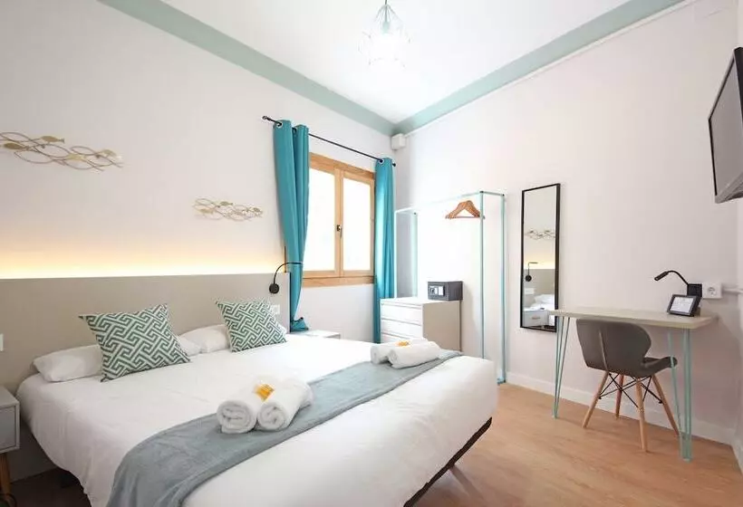 هتل Regina Selfcheckin Smart Rooms