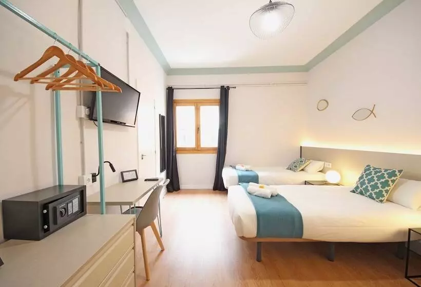 هتل Regina Selfcheckin Smart Rooms