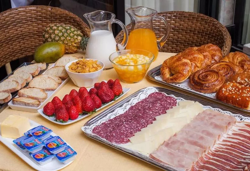 فندق فئة نجمة واحدة Miguel De Cervantes