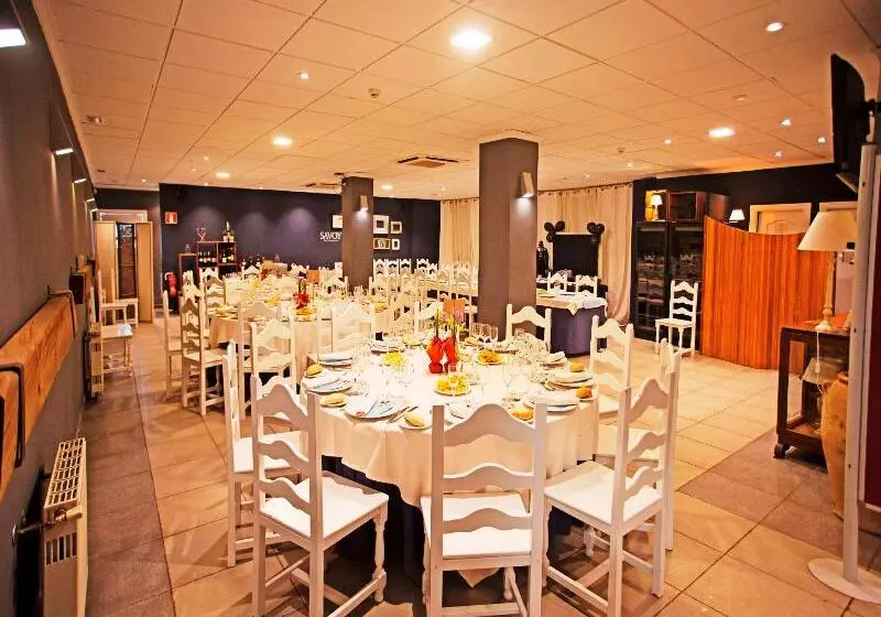 簡易ホテル Savoy