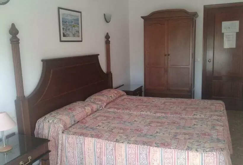 هتل Hostal Europa