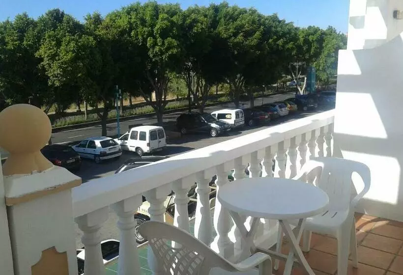 هتل Hostal Europa