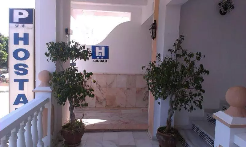 هتل Hostal Europa