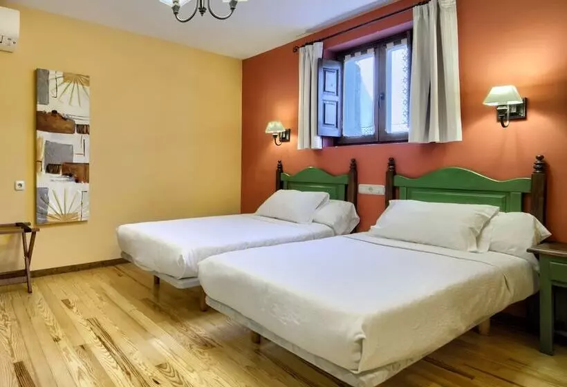 בית מלון כפרי Hostal Almadiero