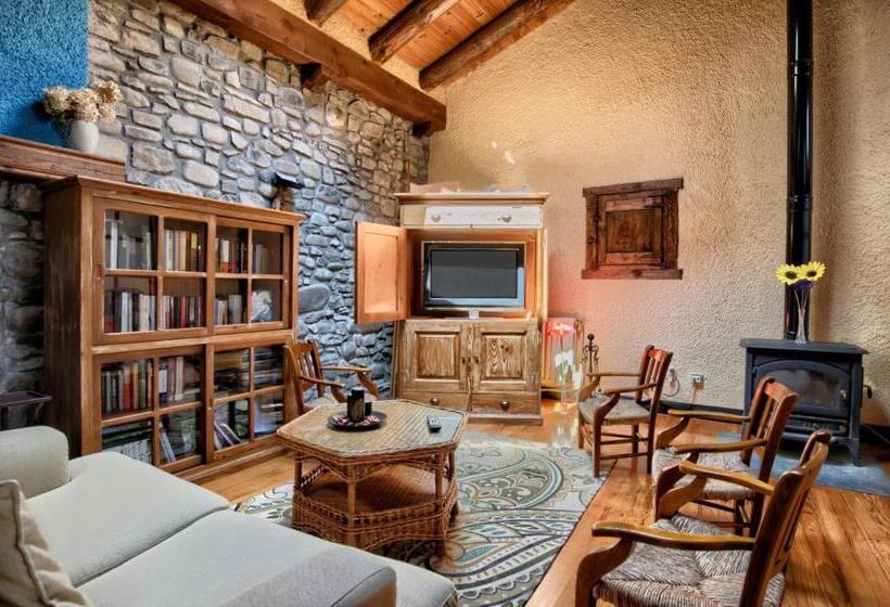 فندق Hostal Almadiero