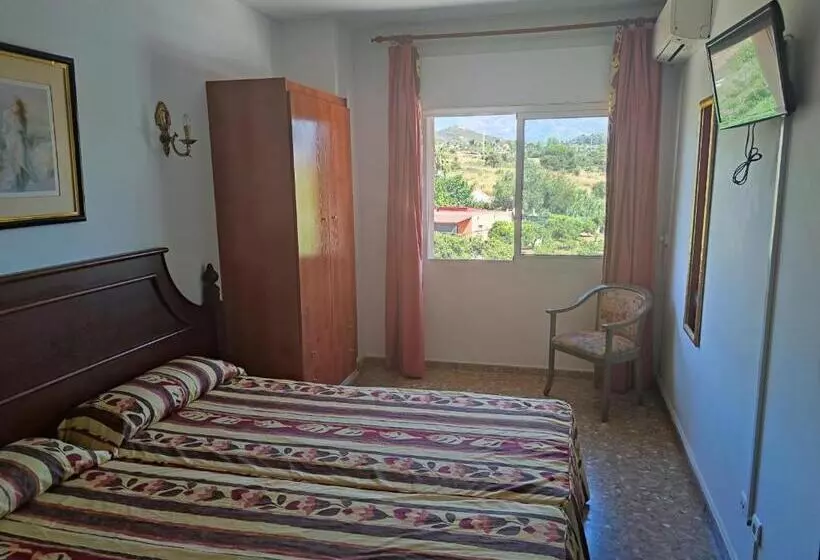 هتل Hostal Europa