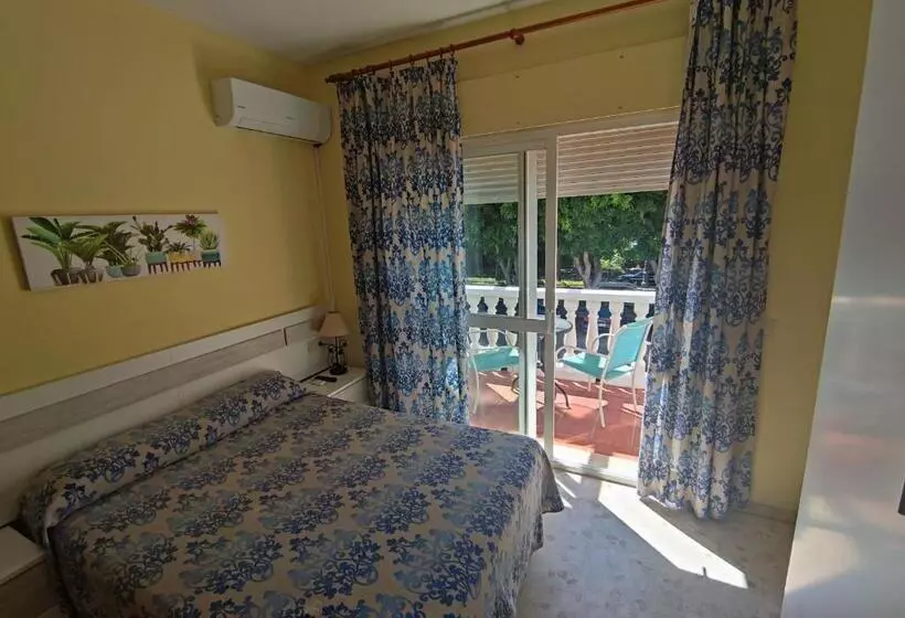 هتل Hostal Europa