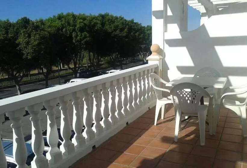 هتل Hostal Europa