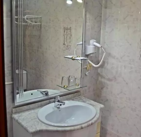 酒店 Hostal La Corte