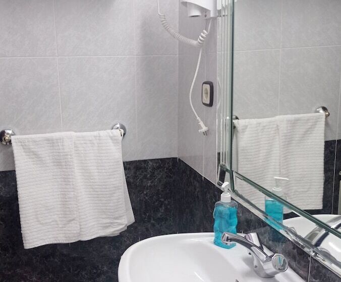 فندق Hostal Lady Ana Maria