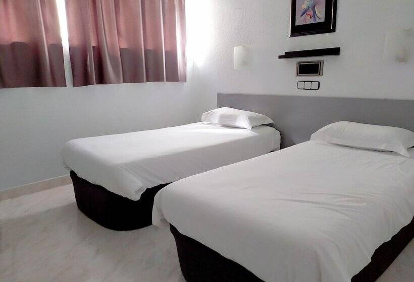 فندق Hostal Lady Ana Maria