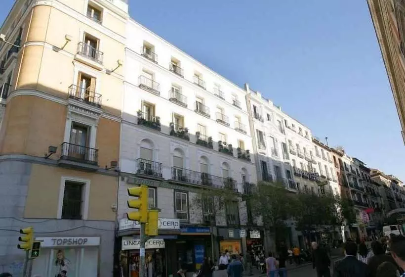 هتل Hostal Victoria Ii