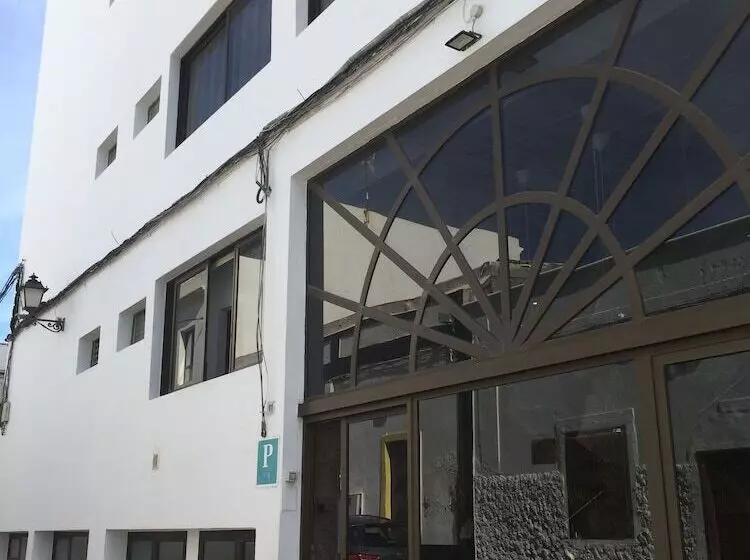 ペンション Hostal Residencia Cardona