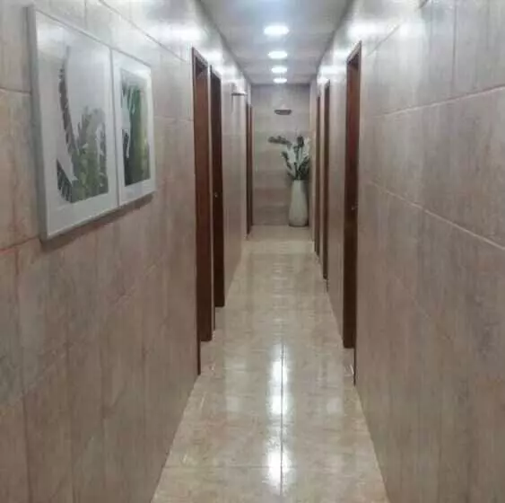 ペンション Hostal Residencia Cardona