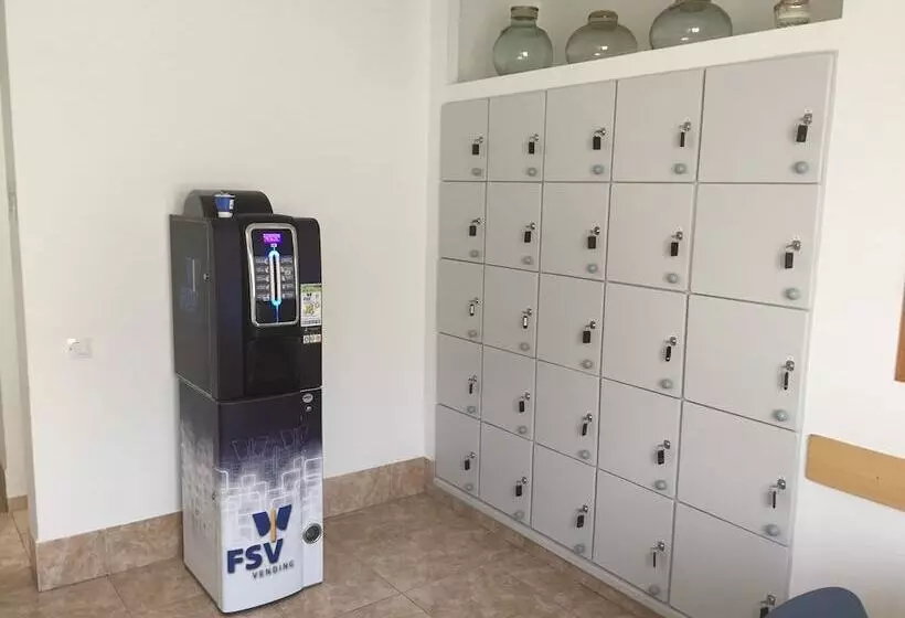 ペンション Hostal Residencia Cardona