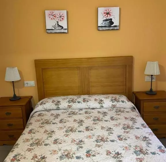 Отель Hostal Casa Vispe