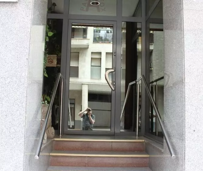 호텔 Hostal Palafox
