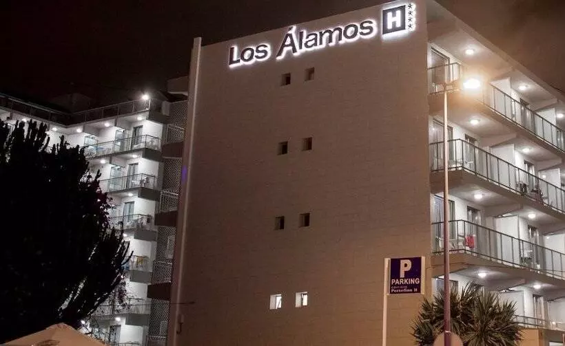 בית מלון כפרי Los Alamos