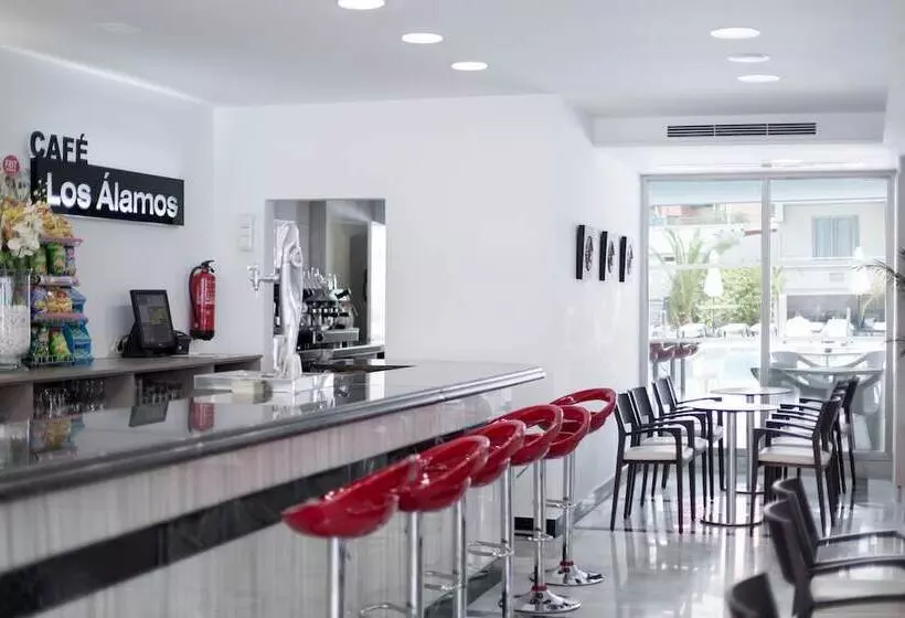 בית מלון כפרי Los Alamos