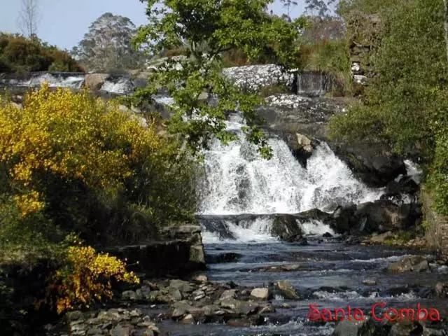 בית מלון כפרי Xallas