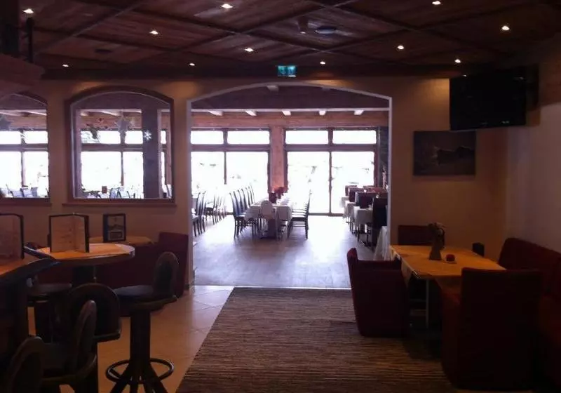 Familien & Sporthotel Kirchberg