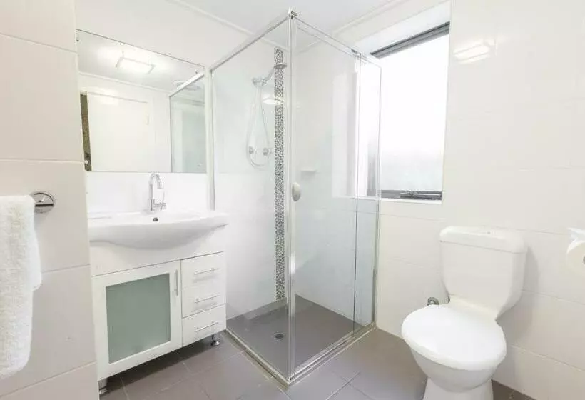 Greenways Apartments