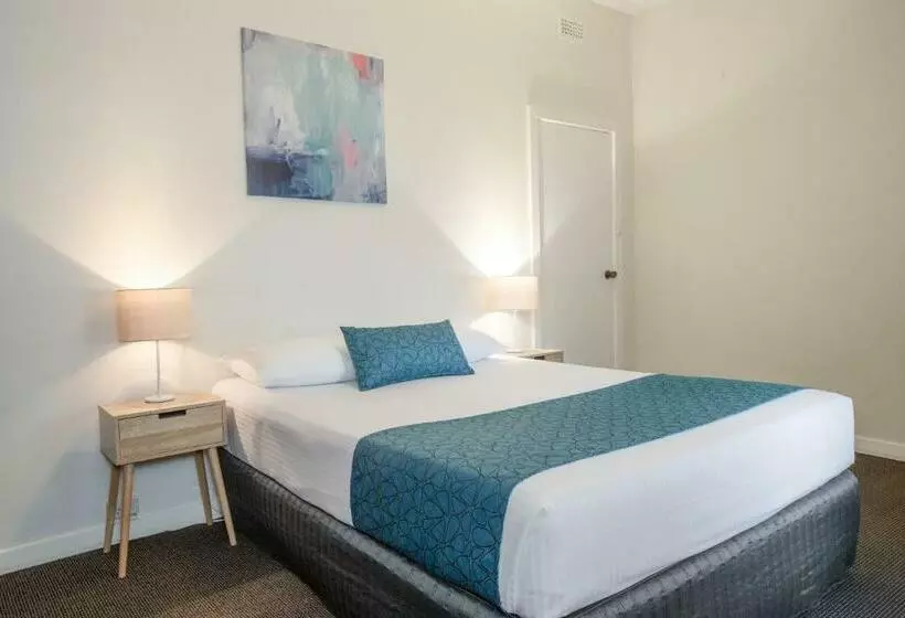 Greenways Apartments