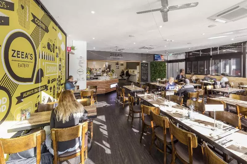 فندق Adelaide Granada Motor Inn