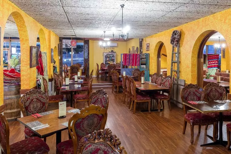 فندق Adelaide Granada Motor Inn