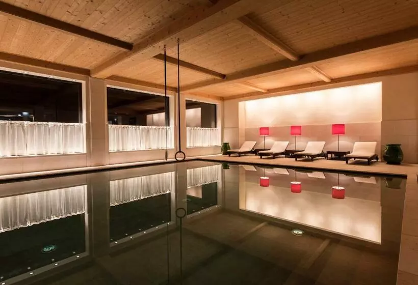 בית מלון כפרי Almhof Schneider