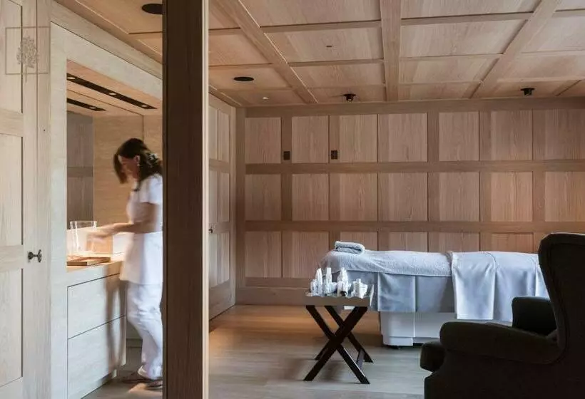 בית מלון כפרי Almhof Schneider