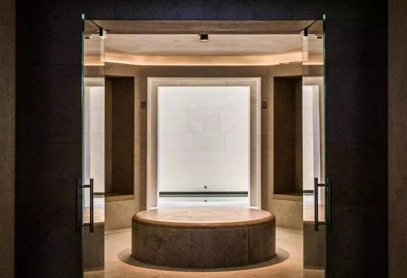 בית מלון כפרי Almhof Schneider