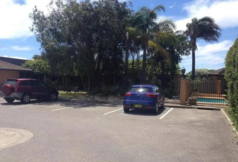 בית מלון כפרי Aviators Lodge