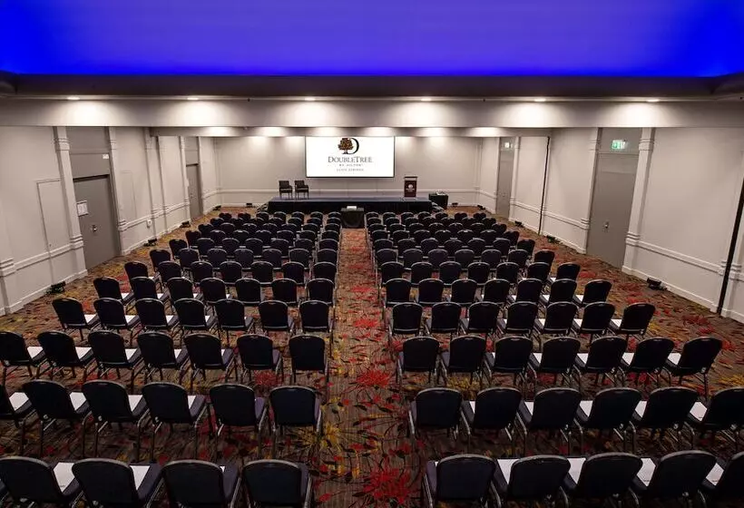 Szálloda Doubletree By Hilton Alice Springs