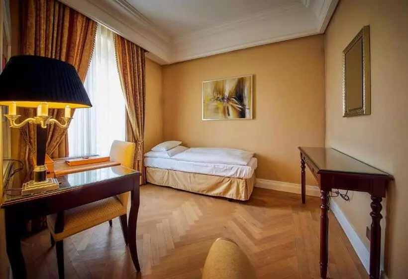 Falkensteiner Schlosshotel Velden – The Leading Hotels Of The World