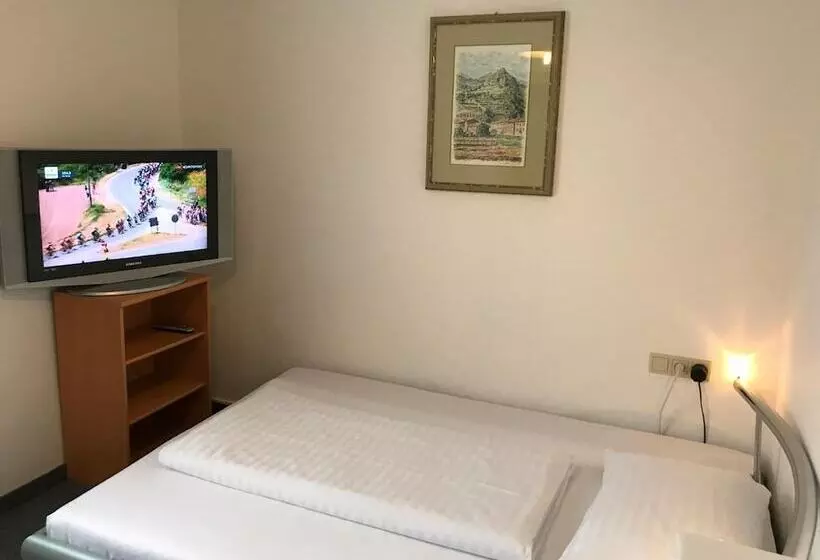 Отель Goldene Krone Innsbruck