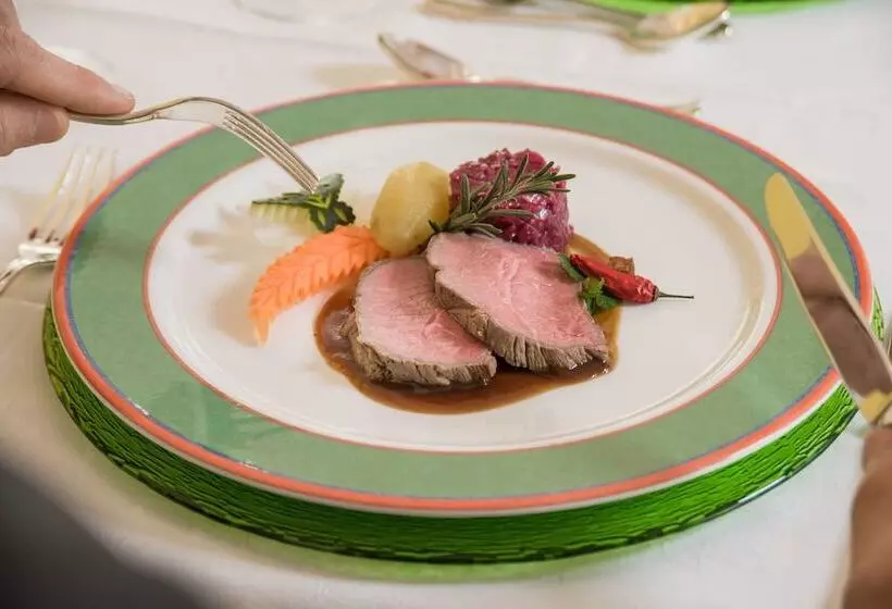 Norica   Thermenhotels Gastein Mit Dem Bademantel Direkt In Die Therme