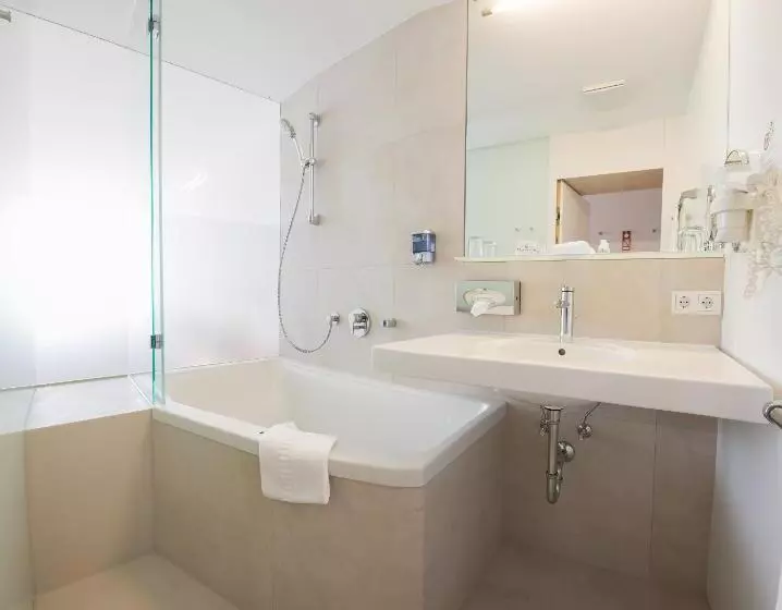 هتل Seegasthof Oberndorfer