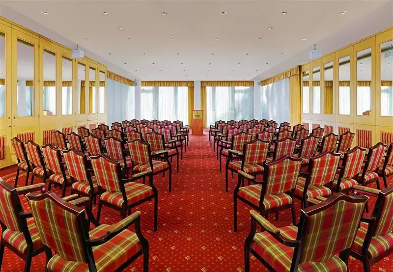 هتل Sheraton Grand Salzburg