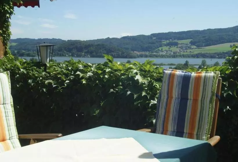 בית מלון כפרי Walkner