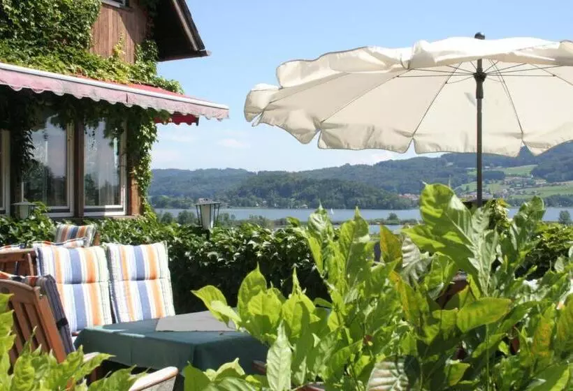 בית מלון כפרי Walkner