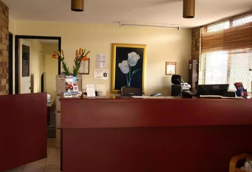 Lancaster Court Motel